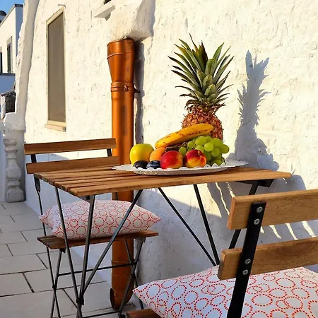 Oda ve Kahvaltı Converse Fra I Trulli Alberobello