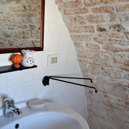 Converse Fra I Trulli 4* Alberobello